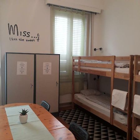 East Side Hostel Budapest Exterior foto