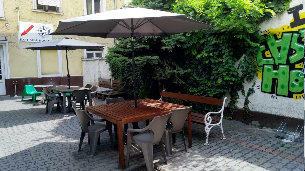 East Side Hostel Budapest Exterior foto